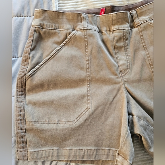 SPANX Brown Casual Shorts Size L - Picture 2 of 7